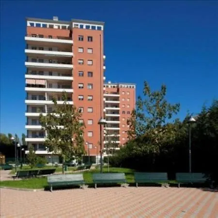 Bed & Breakfast B&B - Camera Doppia Con Bagno Privato In Stupendo Attico Con Vista Mozzafiato Milan Italy