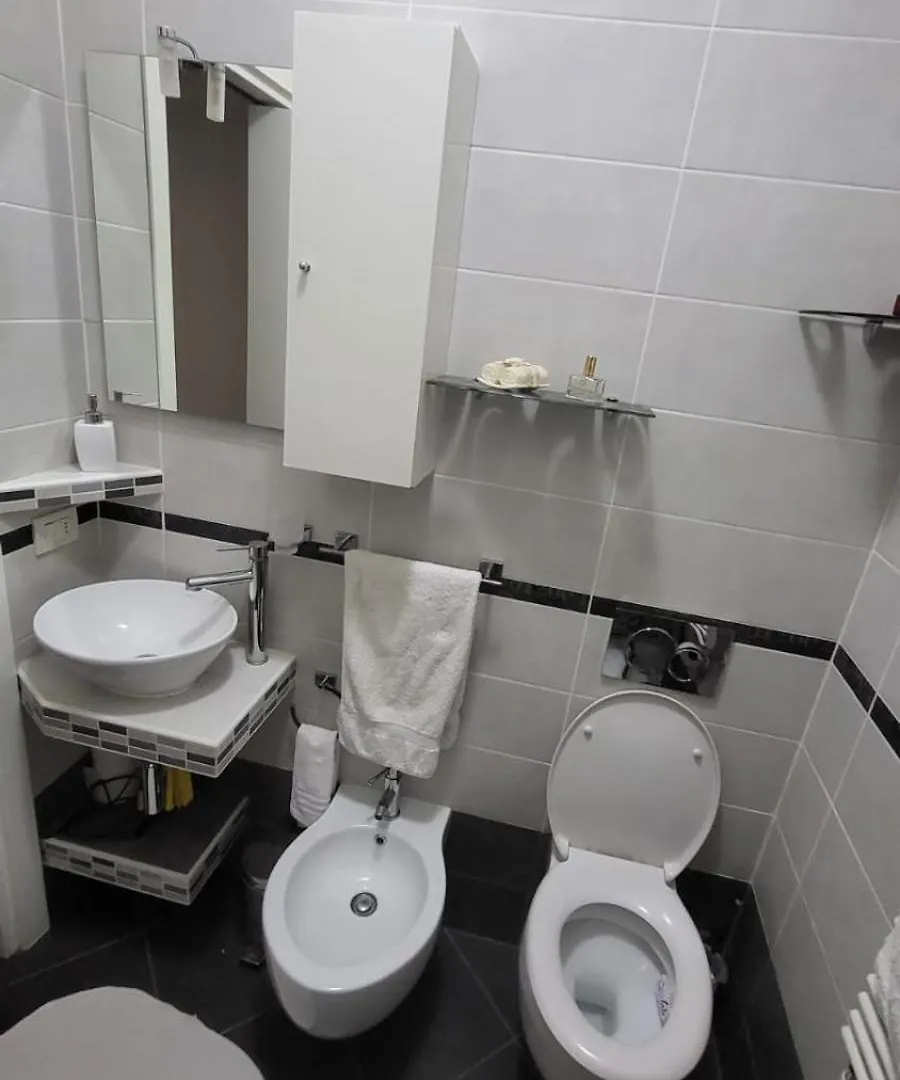 Bed & Breakfast B&B - Camera Doppia Con Bagno Privato In Stupendo Attico Con Vista Mozzafiato Milan