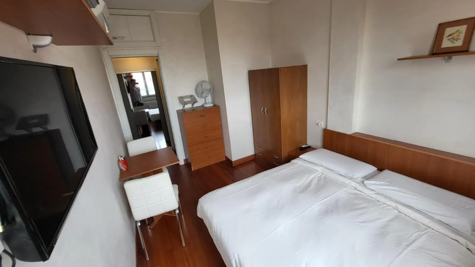 B&B - Camera Doppia Con Bagno Privato In Stupendo Attico Con Vista Mozzafiato ミラノ イタリア